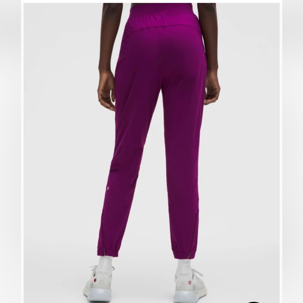 Lululemon Adapted State High-Rise Jogger Regular Size 4 Chilled Grape NWT - Picture 3 of 12